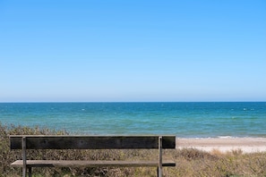 Beach - Peaceful holiday retreat near coast and nature (Store Fuglede)