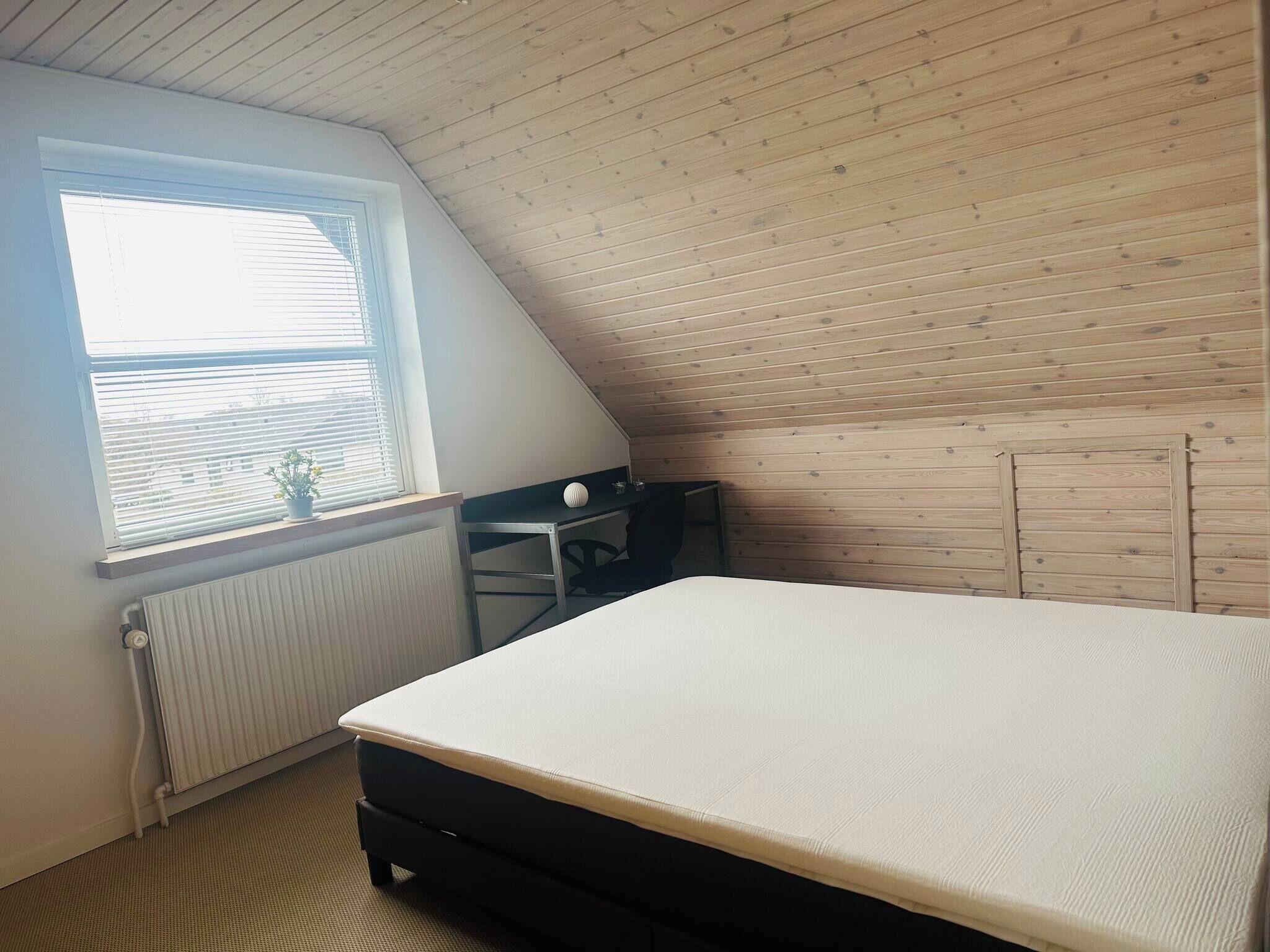 Asrama Umum, 5 kamar tidur, balkon, pemandangan kebun | 5 kamar tidur