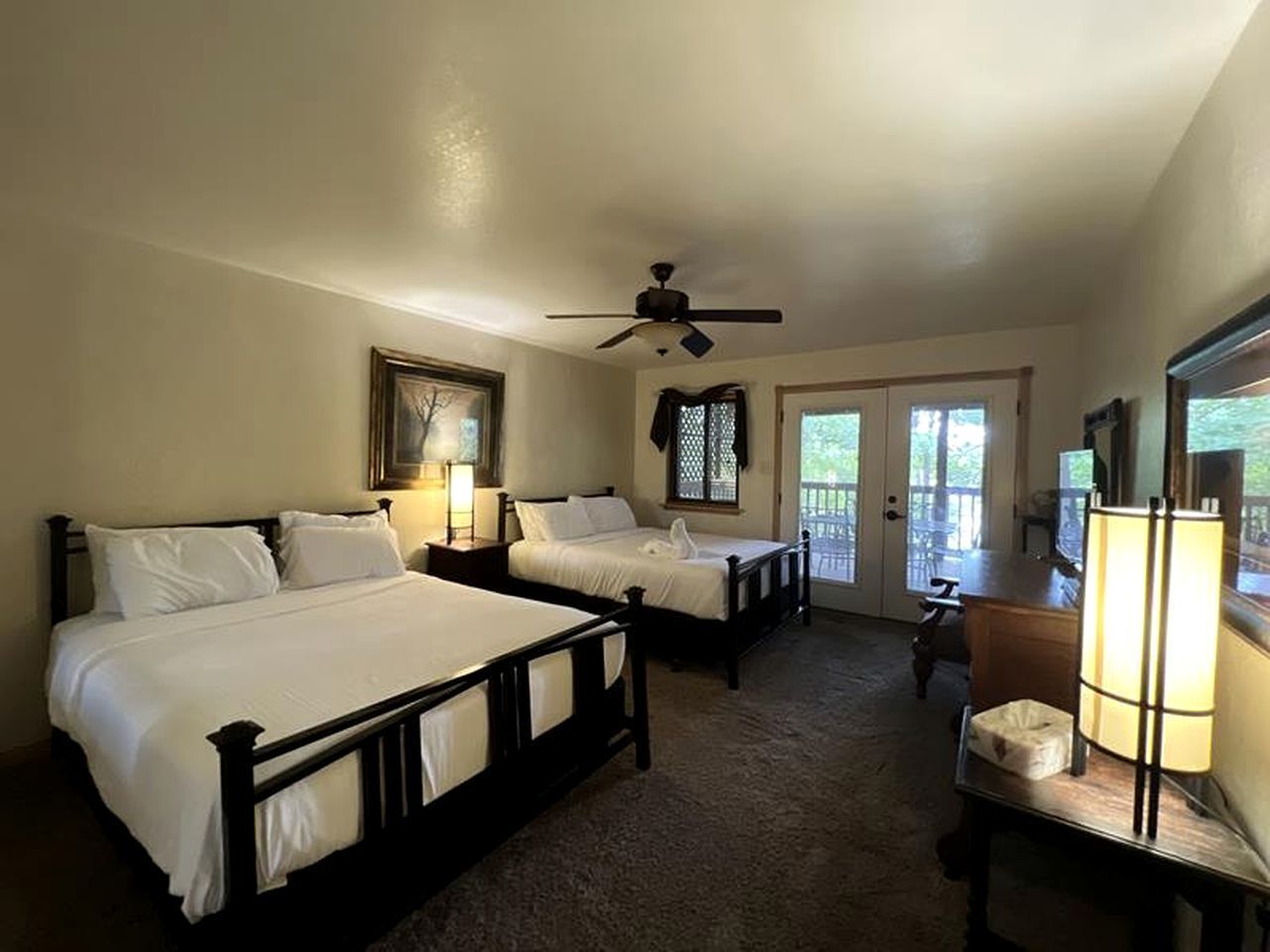 Iron/ironing board, travel cot, WiFi, bed sheets