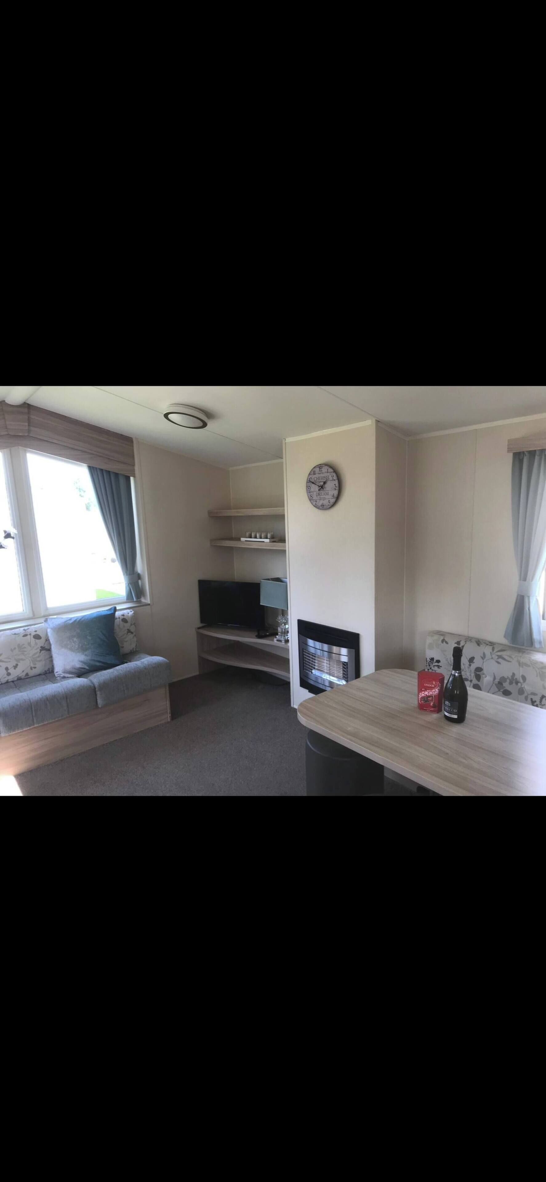 Trailer, 4 quartos, varanda | Sala de estar