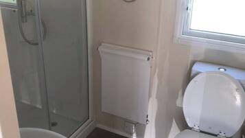 Mobile Home, 4 Bedrooms, Patio | Bathroom
