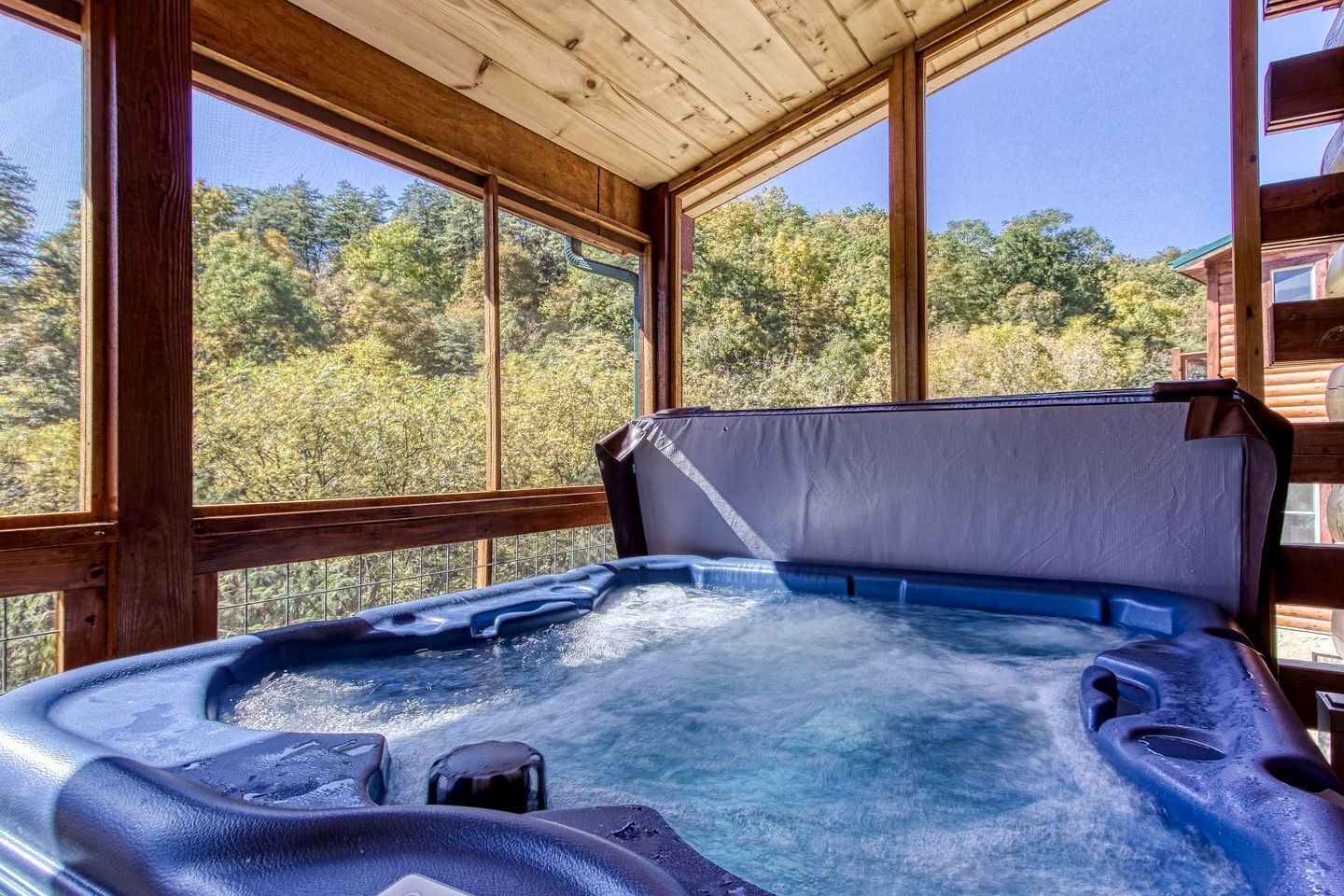 Indoor spa tub