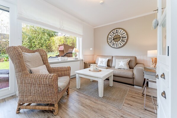 Living area - Vrbo Property (Grömitz)