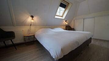 Villa | 5 bedrooms, individually furnished