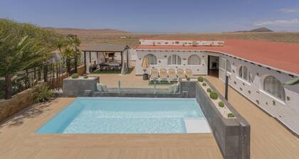 CHL Villa Abraham Grupos Piscina Privada