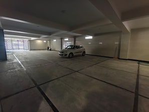 Aparcamiento sin asistencia gratuito