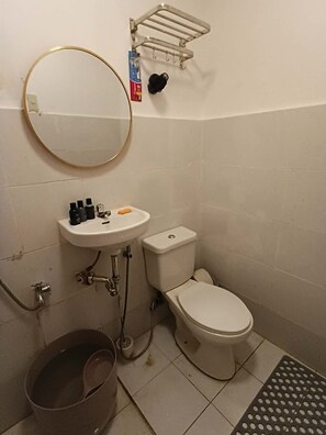 Bathroom - Tsinoy Villa (Pandi)