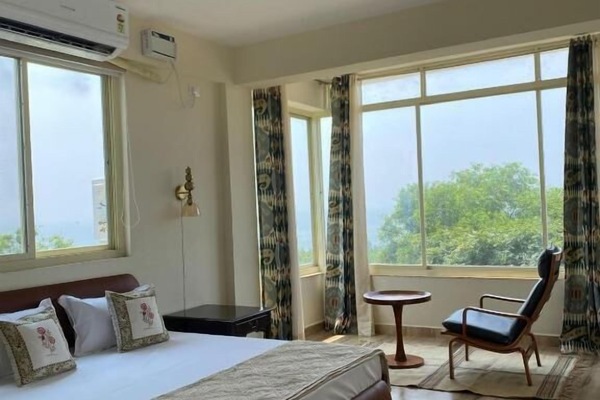 Deluxe Double Room, Balcony, Sea View | Iron/ironing board (on request), WiFi (free)