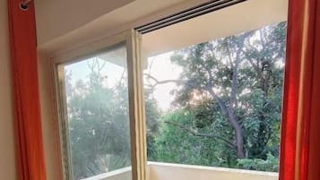 Estúdio conforto, sacada, vista para o jardim | Parte interna