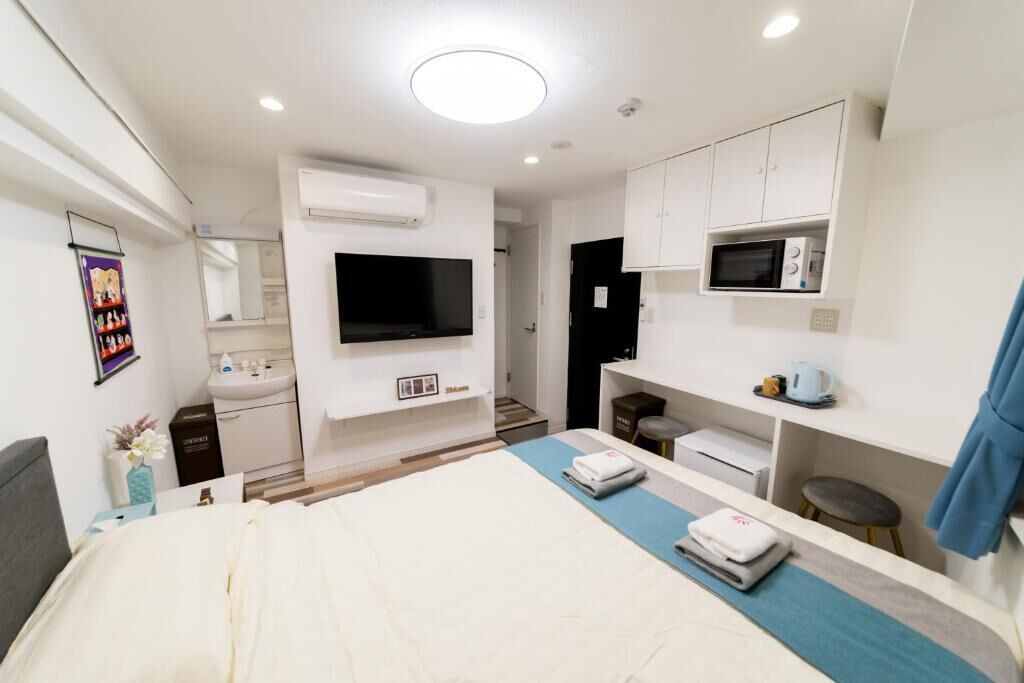 Desk, blackout drapes, iron/ironing board, free WiFi
