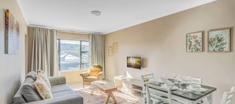 No1 Airville Sol, 9 min Drive to Cresta Mall