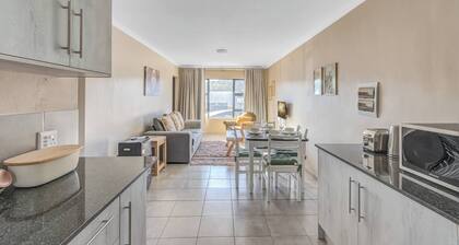 No1 Airville Sol, 9 min Drive to Cresta Mall