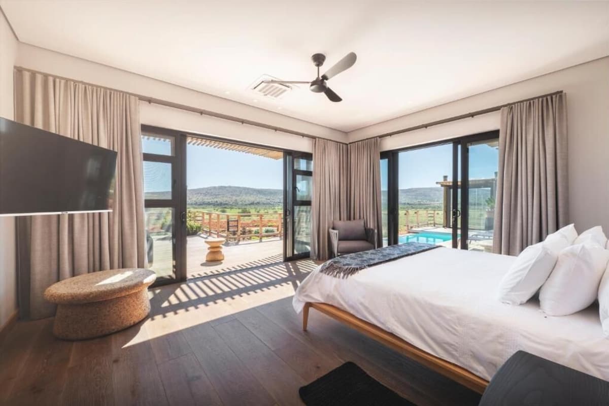 Deluxe Double Room, Garden View