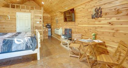 Close to Blanchard Caverns! Nature-Centric Cabin