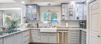 Gateway to St Louis: Group Getaway w/ Game Room