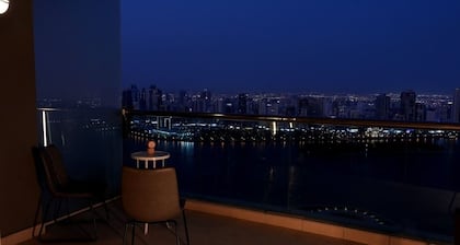 Double Room with Lake View near Dubai