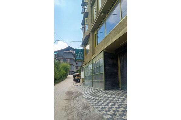Exterior - Hotel Tanish (Manali)