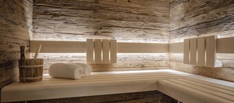 Luxury Apartment at Lake Wolfgang | with Hot Tub for 4 Guests | panoramaNEST