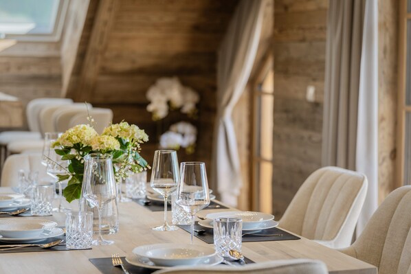 Dining - Vrbo Property (Strobl)