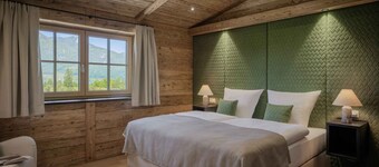 Chalet Double Room for 2 Guests at Lake Wolfgang | spatzenNEST