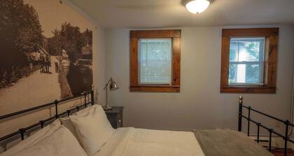Historic Main St. Rosendale Apt