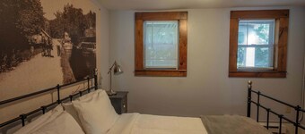 Historic Main St. Rosendale Apt