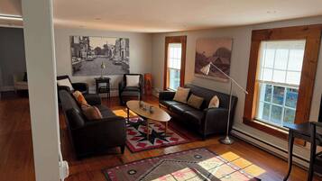 TV, fireplace, offices