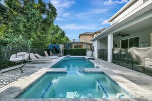 Pool - Reunion Resort: 8-Bed Villa, Arcade, Theater, Pool (Kissimmee)