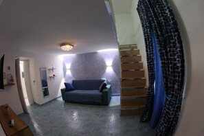 Apartment (1 Bedroom) | Living area - Frontemare (Naples)