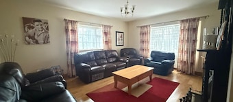 Beautiful and spacious 4 bedroom Detached Bungalow in rural location