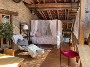 Room - Vrbo Property (Billiat)