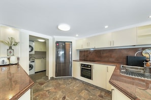 Private kitchen - Premium Beachfront Stay | Space & Style APT (La Perouse)