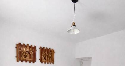 Country House with a game room and barbecue near Alarcón for 6 people