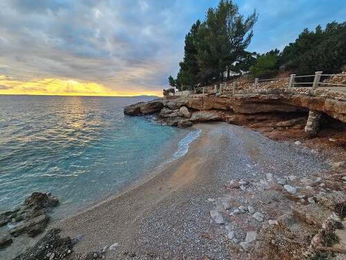 Villa Santa Maria Hvar – Luxury Retreat with Private Jacuzzi