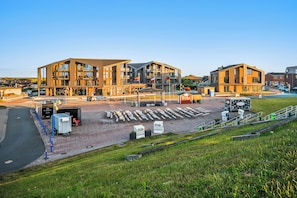 Exterior - The View A14 Langeneß-Kiek – Sea View, Shared Sauna, Elevator, Garden Furniture (Dagebüll)
