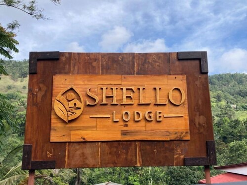 Experience Nature & Comfort at Shello Lodge, Ella, Sri Lanka.