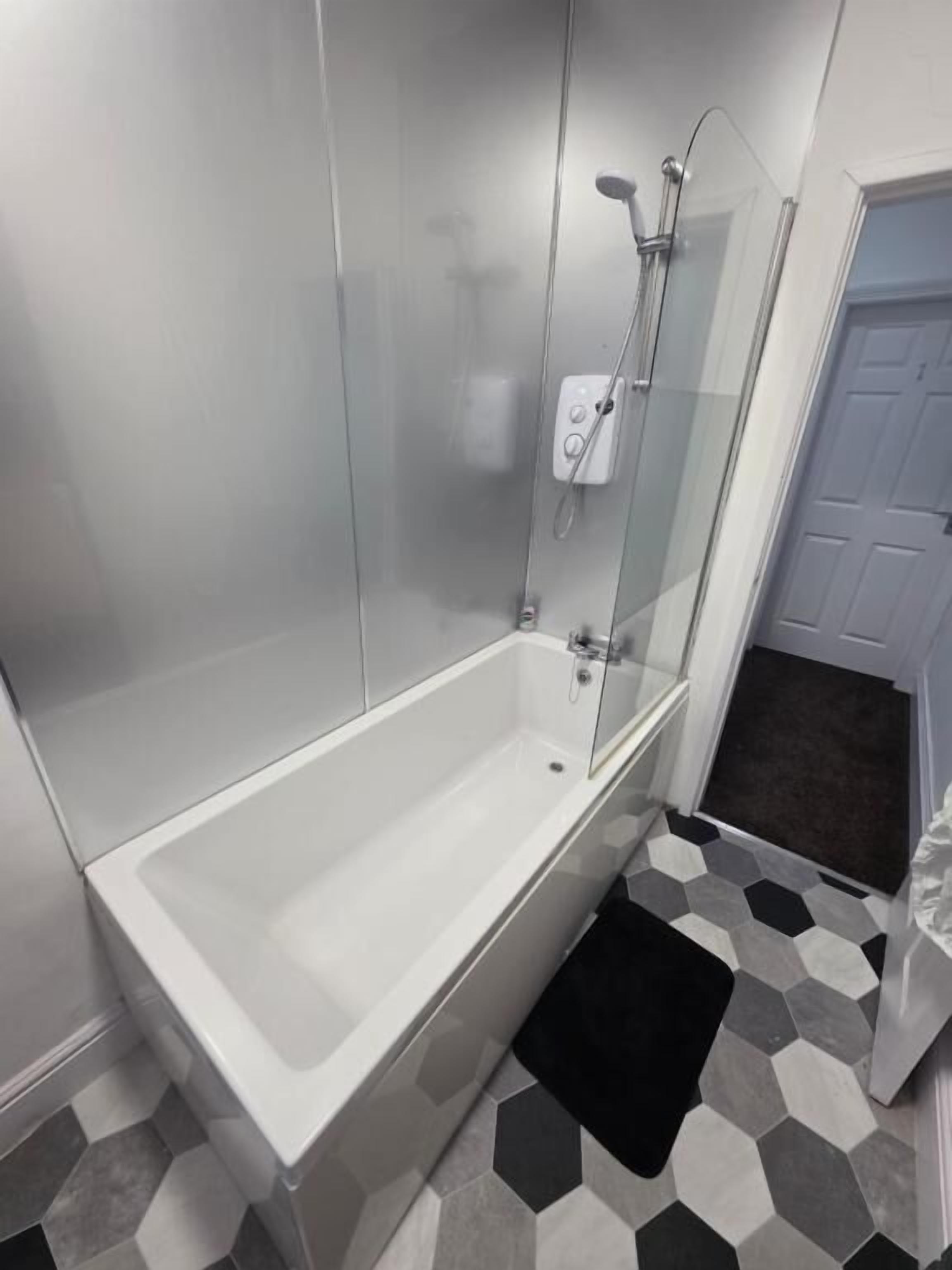 Shared Dormitory, 1 Bedroom | Bathroom