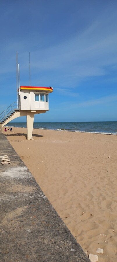 Charming house in a quiet location, 300 m from the sea