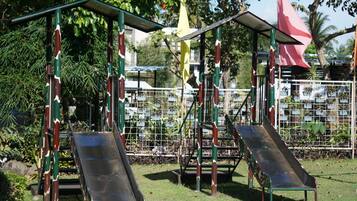 Children's play area - outdoor
