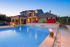Pool - Villa ARtIEN, 4 bedroom house with swimming pool (Baderna)