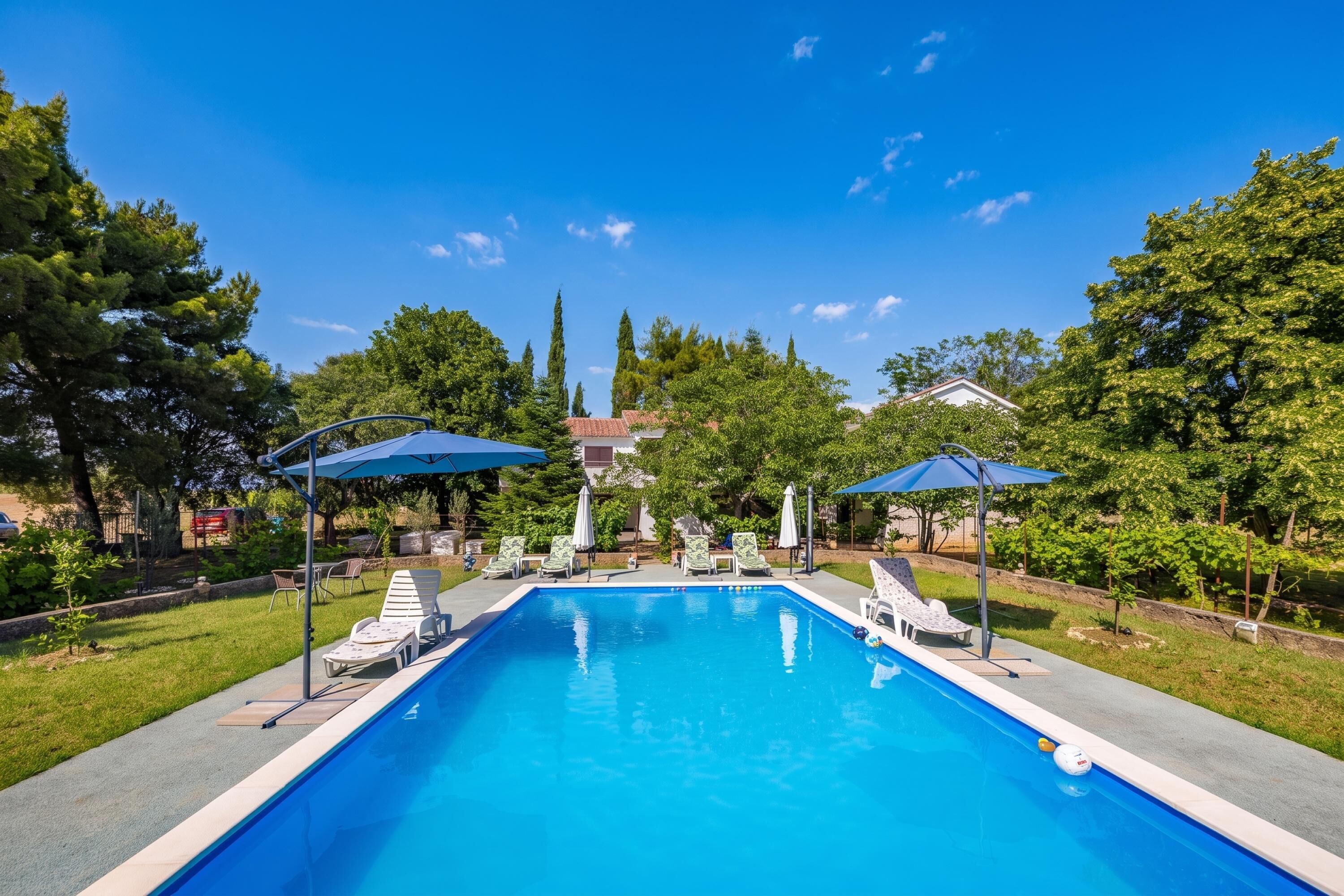 Family House, 3 Bedrooms, Refrigerator & Microwave (Pool & Garden House Jaga) | Pool