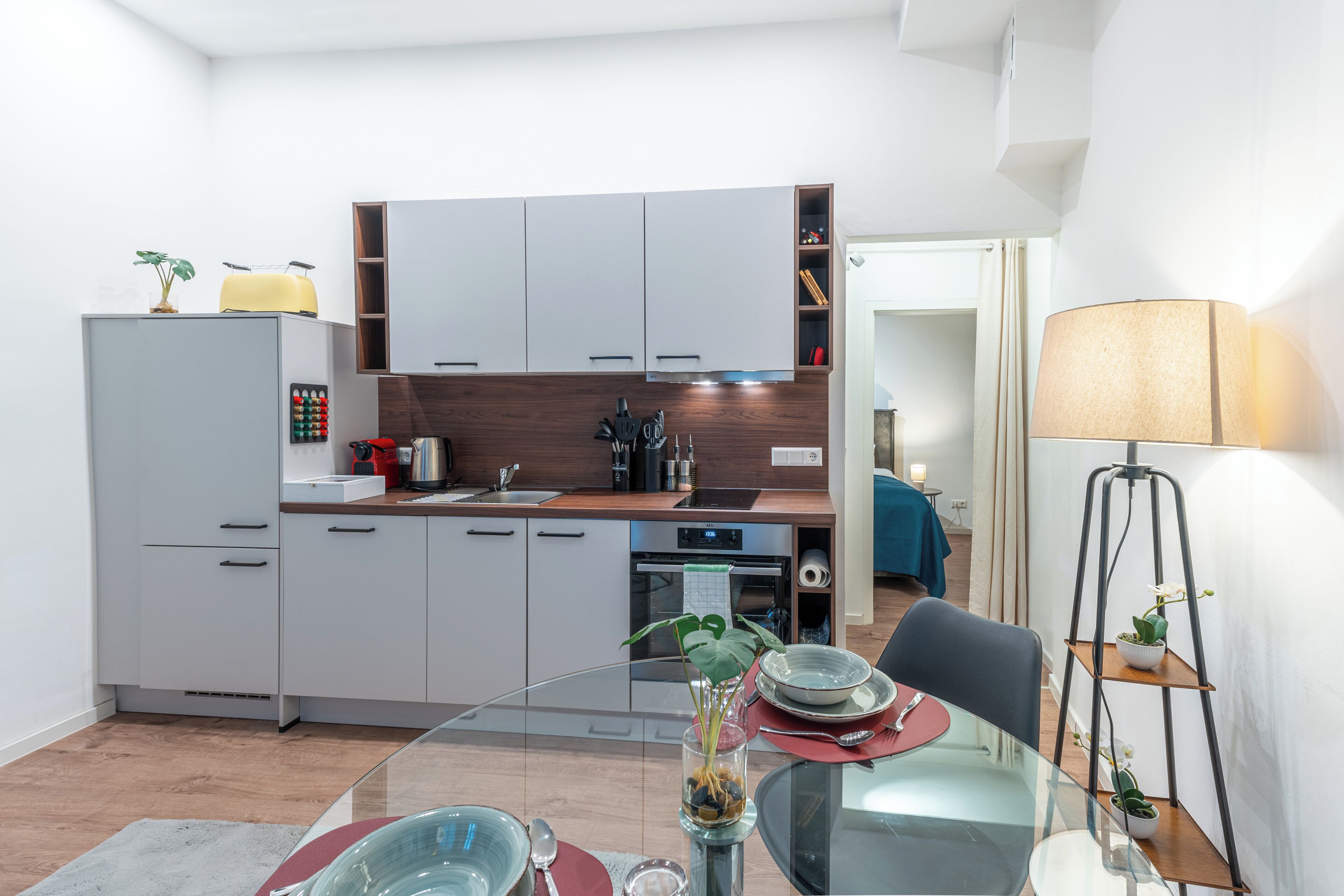 Classic-Apartment, 1 Schlafzimmer, Nichtraucher, Küche | Eigene Küche | Großer Kühlschrank, Ofen, Herdplatte, Geschirrspüler