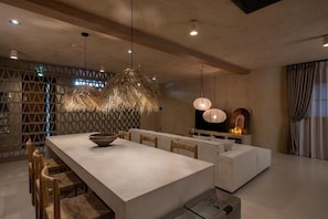 A modern dining area with a large table, chairs, and pendant lighting. - JAPAVISTA Morino-to (TENGACHAYA, NISHINARI WARD)