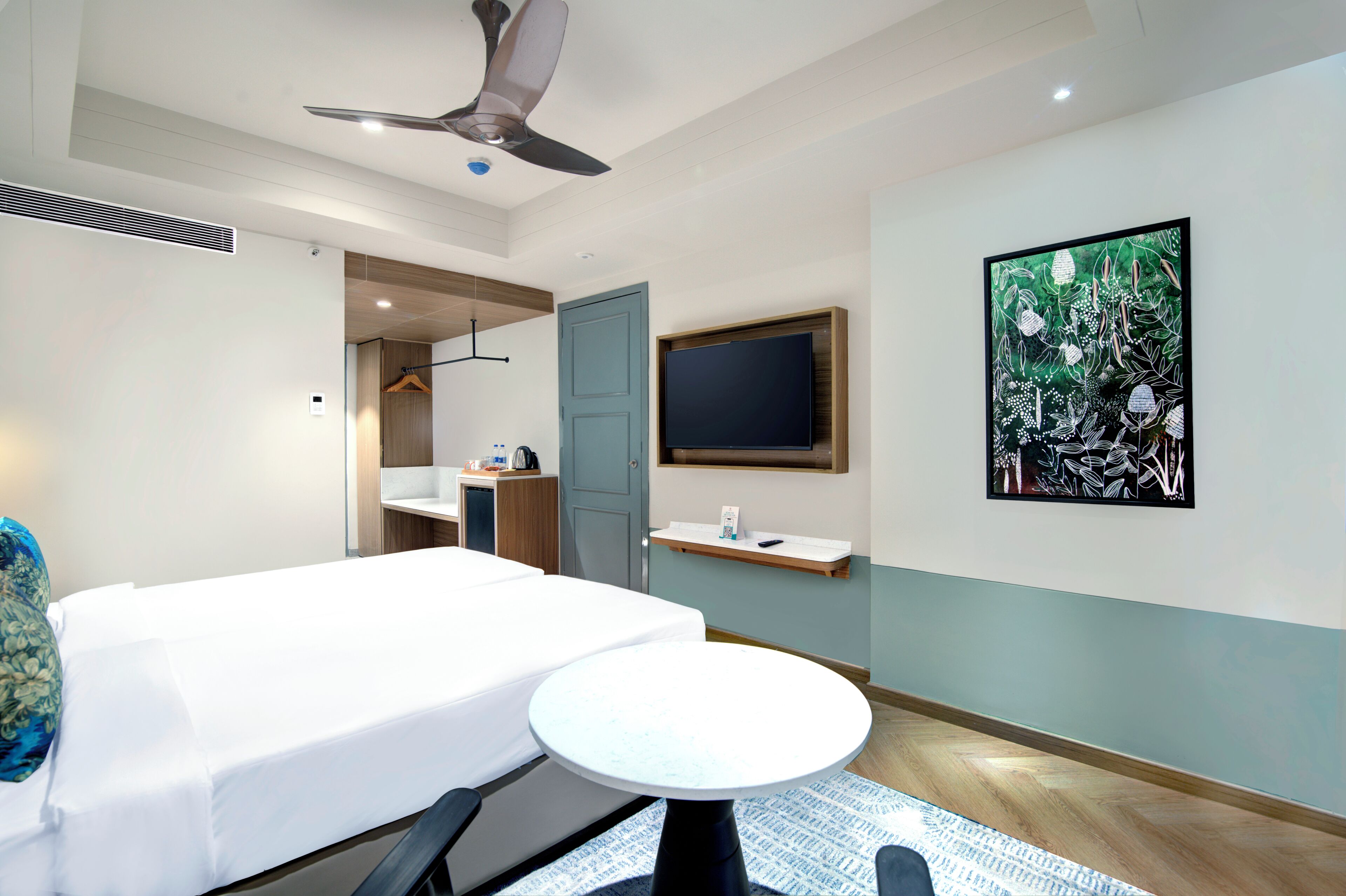  Forest View Twin | Iron/ironing board (on request), free WiFi, bed sheets