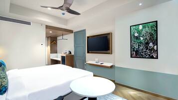 Forest View Twin | Iron/ironing board (on request), free WiFi, bed sheets