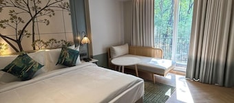 Amoravida by 7 Apple Resorts Khandala