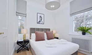 Room - Boutique Elysian House South Kensington 3 Bed Flat minutes from the Hyde park (London)