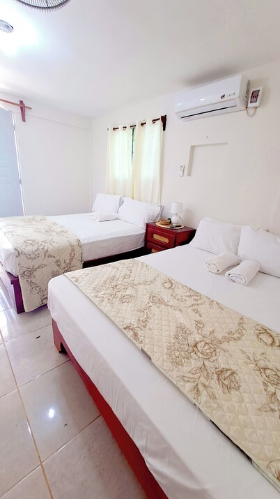 Just 5 minutes from the Los Patos River! 3-bedroom house with terraces and a kitchen