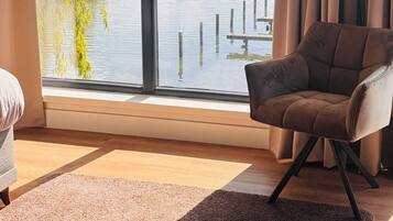 Habitación doble, vista al lago | Wifi gratis