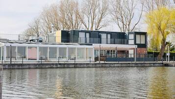 Voorkant van accommodatie